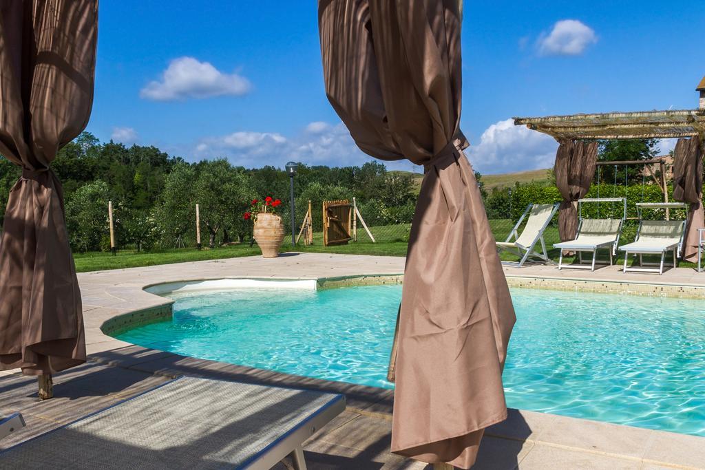 La Leopoldina Holiday Home 몬타이오네 외부 사진
